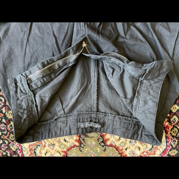 Black Cargo pants - Picture 3 of 6